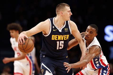 What is Nuggets' record without Nikola Jokic?