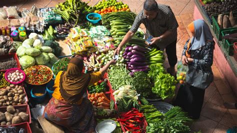 WHO Releases Manual for Improving Safety of Traditional Food Markets | Food Safety