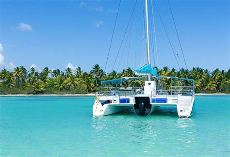 Sailing Caribbean Islands | Where to Sail in the Caribbean | YATCO