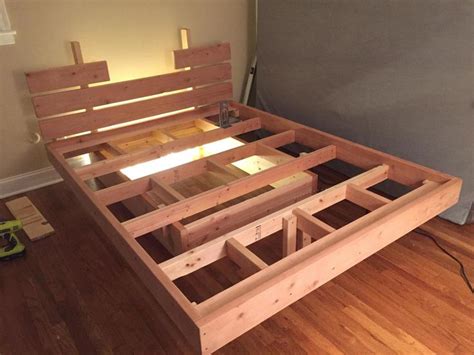 This Guy Made A DIY Floating Bed In 19 Simple Steps… Wait Till You See How He Did The Lights ...