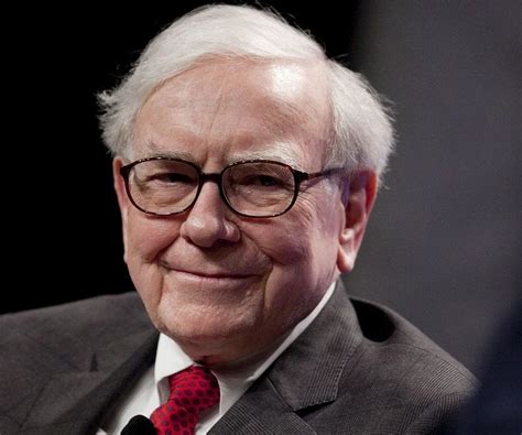 Warren Buffett Biography, Wiki, Age, Wikipedia, Family Net Worth, Wife ...