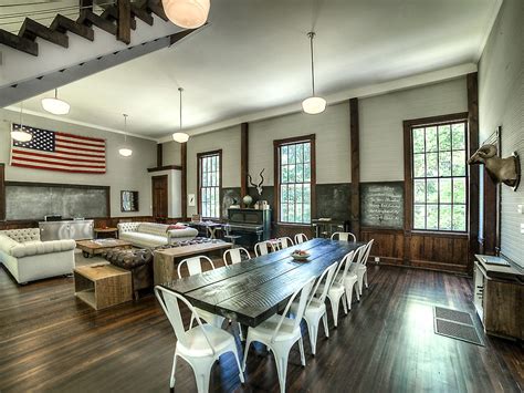 House of the Week: A Converted One-Room Schoolhouse