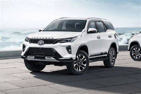 ราคาของ โตโยต้า Fortuner Leader 2024 - ZigWheels