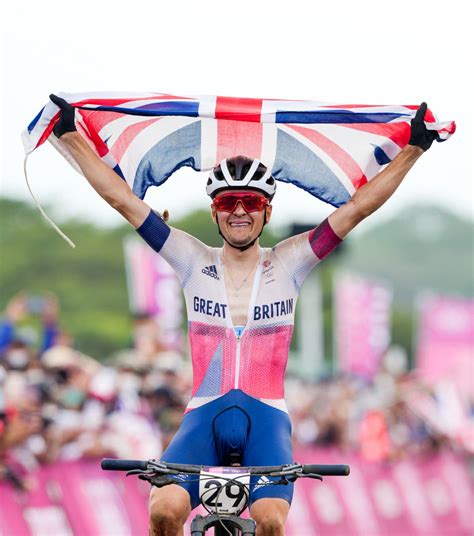 New Olympic champion Tom Pidcock remains on his bike as he prepares for Vuelta | The Independent