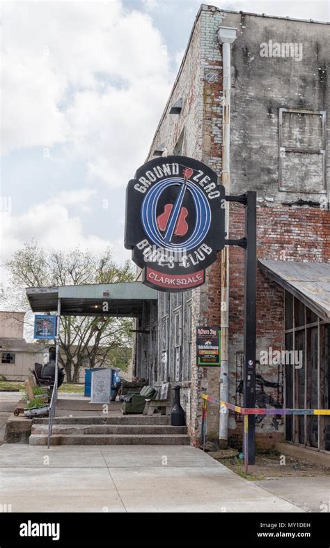 Morgan Freeman's Ground Zero Blues Club in Clarksdale, birthplace of the Blues, Mississippi USA ...