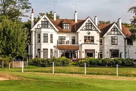 Shooters Hill Golf Club Sporting Greenwich, South East London | hitched.co.uk