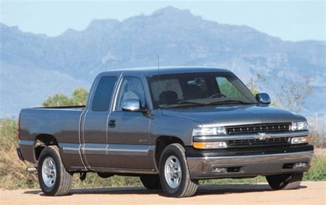 2000 Chevy Silverado 1500 Review & Ratings | Edmunds