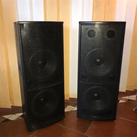 Pair of amplified speakers 1000W double woofer 26 cm - - Catawiki