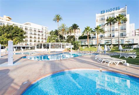 Best Siroco Hotel in Benalmadena, Costa del Sol | loveholidays