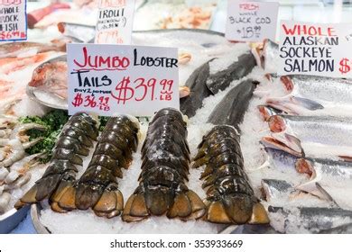 1,694 Seattle Fish Market Images, Stock Photos & Vectors | Shutterstock