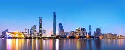 Guangzhou city skyline | Premium Photo