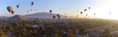 Sunrise on Hot Air Balloon Over the Teotihuacan Editorial Stock Image ...