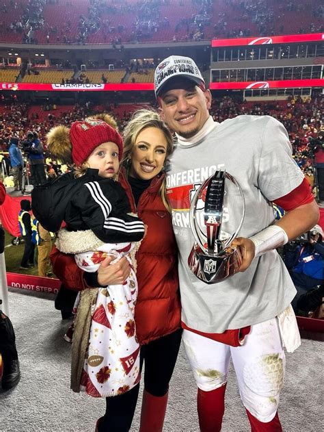 Patrick Mahomes & Wife Brittany Mahomes' Relationship, Wedding