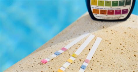 The Best Pool Test Strips: How to Read and Use Them