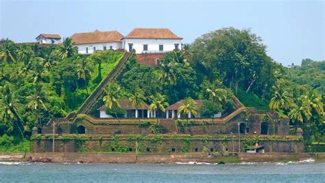 Reis Magos Fort, Panjim: How To Reach, Best Time & Tips