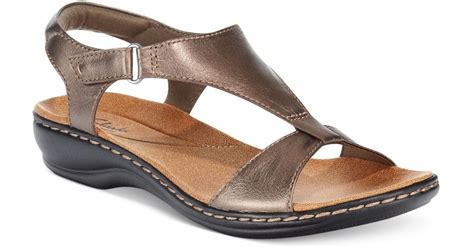 Clarks Collection Women's Leisa Foliage Flat Sandals in Silver (Pewter ...