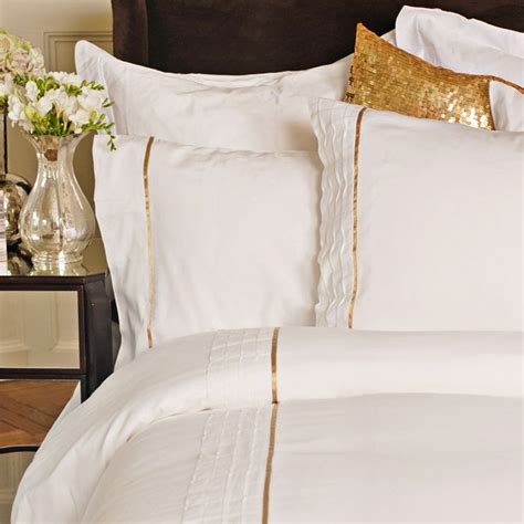 White And Gold: White And Gold Quilt