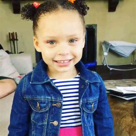 NBA Player, Stephen Curry's Daughter Riley Curry is the Eldest of Three ...