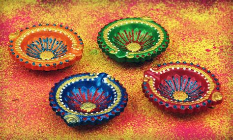 Amazon.com - Set Of 4 Traditional Earthen Hand painted Diwali Diyas Lamps In Blue Pink Green ...