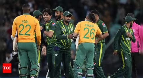 T20 World Cup, Pakistan vs South Africa: Pakistan keep hopes alive by ...