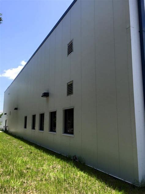 Benefits of Designing with Insulated Metal Panels