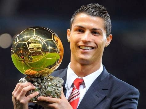 Cristiano Ronaldo Biography - Omee LiLa