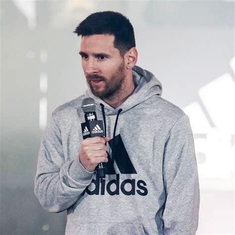 harcèlement Plein Tranquillité desprit adidas leo messi superstar ...