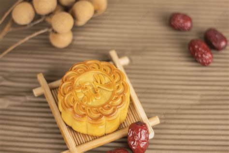 Delicious Mid Autumn Mooncake Photograph Background, Mid Autumn Festival, Moon Cake, Traditional ...