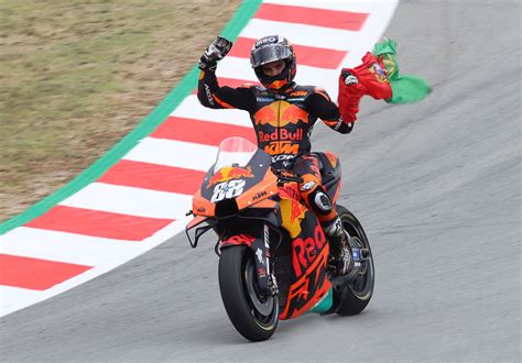 elrectanguloenlamano: MIGUEL OLIVEIRA WINS THE MOTOGP 2021 GRAND PRIX OF CATALUNYA : A VERY ...