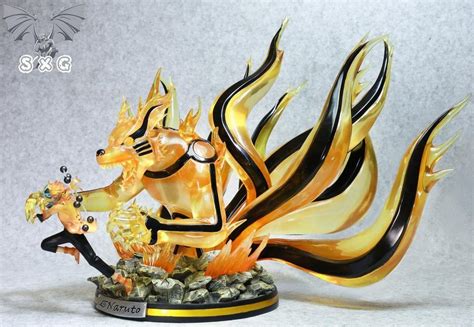 Naruto Kurama Statue