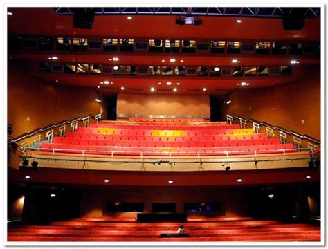 Churchill Theatre, Bromley - High Street|Bromley|BR1 1HA