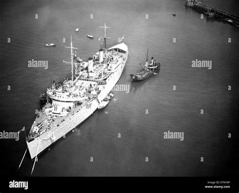 Hms birkenhead hi-res stock photography and images - Alamy