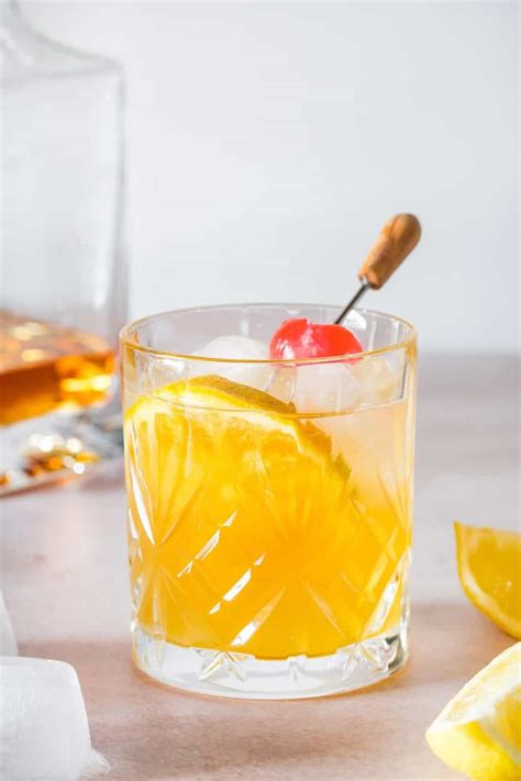 Lemon Cocktails (the Best, Simplest Recipes) - Christina's Cucina