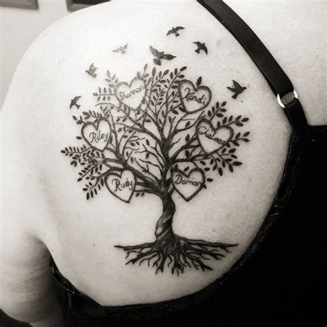 50 Family Tree Tattoo Design Ideas To Show Off Your Roots