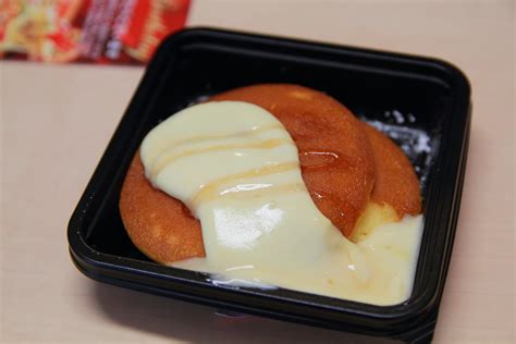 Pancake with custard sauce (Tokyo, Japan) | EOS 60D+Sigma 17… | Flickr