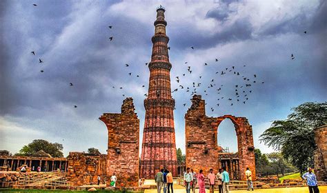 9 Most Epic & Popular Heritage Monuments In Delhi You Must Visit Before You Die