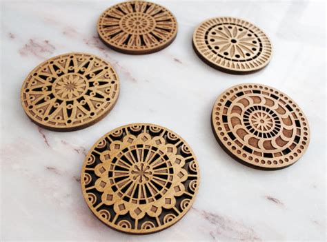 Geometric Wood Cut Coasters // Laser Cut Adler by LuccaWorkshop