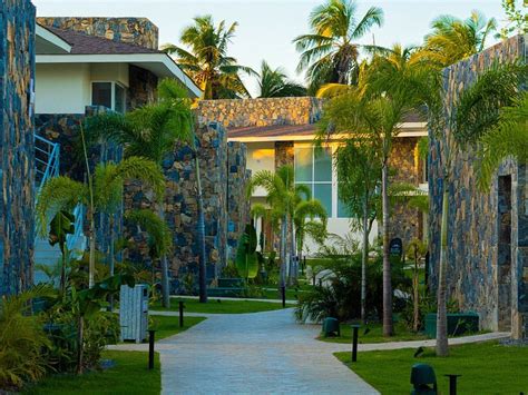 DESIRE MICHES RESORT PUNTA CANA - Hotel Reviews & Price Comparison ...