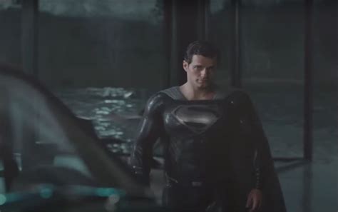 Zack Snyder reveals Superman's black Justice League suit in Snyder Cut ...