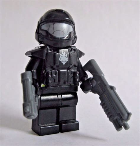 Lego Custom HALO ODST Minifigure Shock Trooper SMG Pistol -Black Armor- #LEGO | Lego, Custom ...