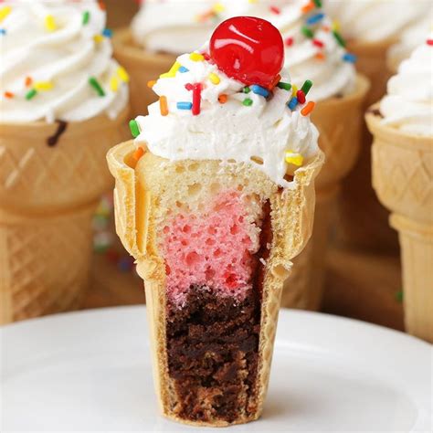 5 Delightful Neapolitan Recipes | Desserts, Yummy food, Delicious desserts