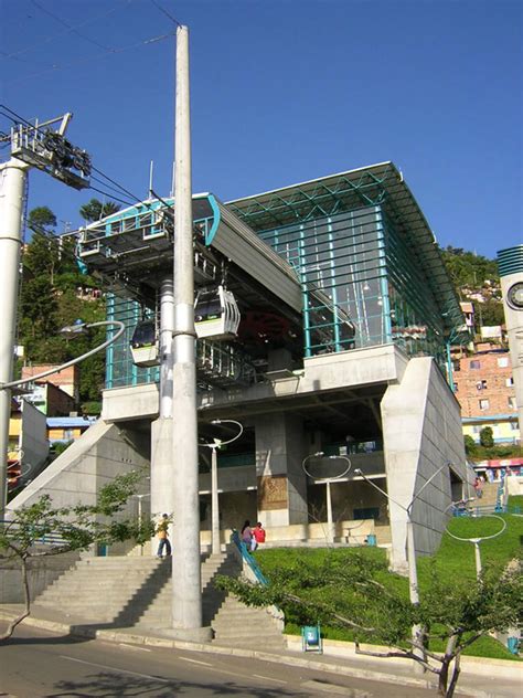 Medellín's Metrocable in Colombia image - Free stock photo - Public Domain photo - CC0 Images