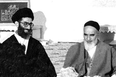 Father and Daughter moment: Ayatollah Khamenei and daughter visit Imam Khomeini - Khamenei.ir