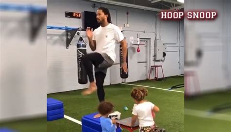 WATCH: Derrick Rose works out while kids watching | FASTBREAK.com.ph