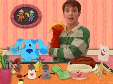 y'all remember the snail that would show up 3 times every Blue's Clues ...