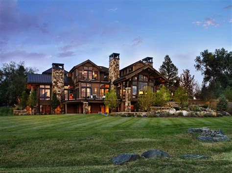 Rustic Colorado mountain home offers refined contemporary interiors | Colorado mountain homes ...