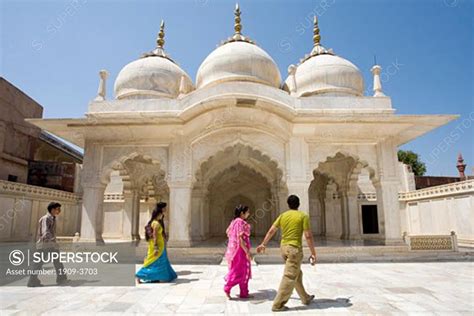 Moti Masjid or Pearl Mosque the private mosque of Shah Jahan Red Fort ...