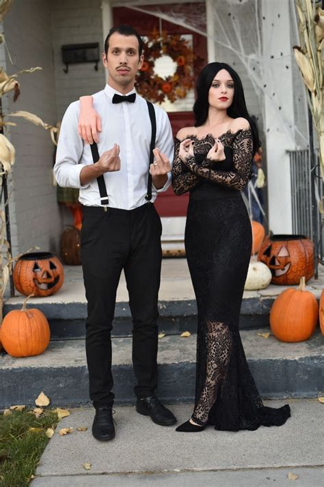 gomez and morticia addams couples halloween costume Last Minute ...