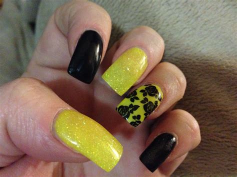 Black and Yellow nails Yellow Nails, I Feel Pretty, Makeup Nails, Hair ...