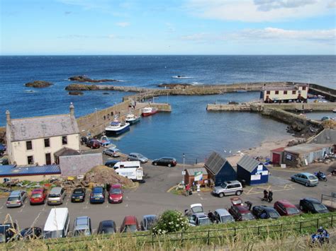 St Abbs Harbour © Jennifer Petrie cc-by-sa/2.0 :: Geograph Britain and Ireland